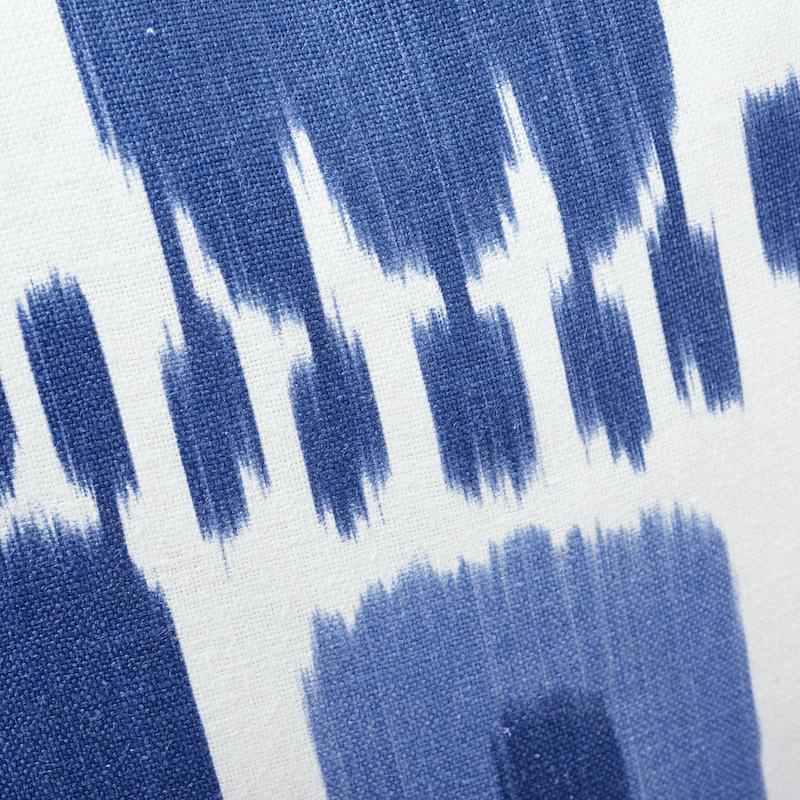 Schumacher Blues 18" x 18" Kandira Pillow