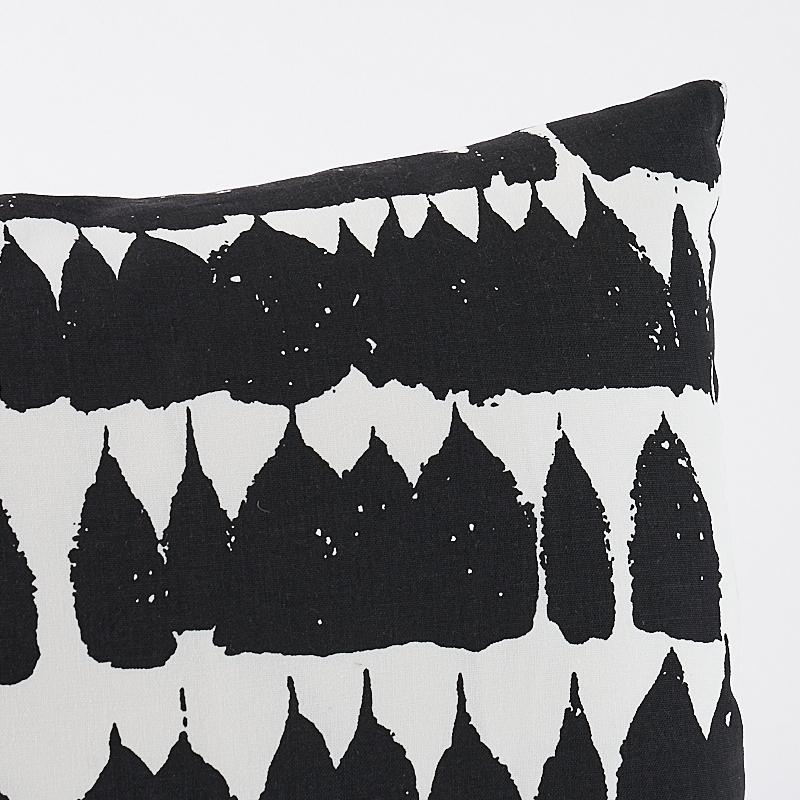 Schumacher Queen Of Spain Black 20" x 14" Pillow