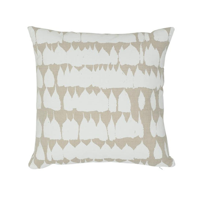 Schumacher Natural 18" x 18" Queen Of Spain Pillow