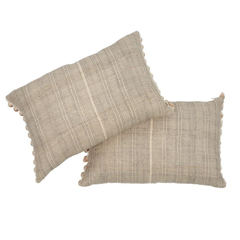 Schumacher Natural & Black 22" x 14" Mohave Pillow