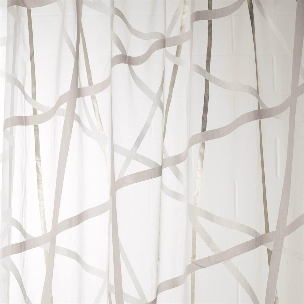 Harlequin Yasuda Chalk/Gilver Fabric