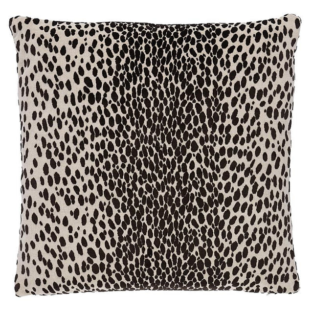 Schumacher Java 22" x 22" Cheetah Velvet Pillow