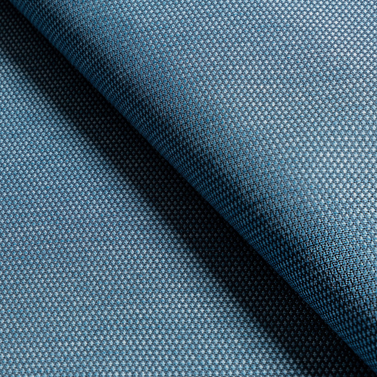 Kravet MOBILIZE BIMINI Upholstery Fabric