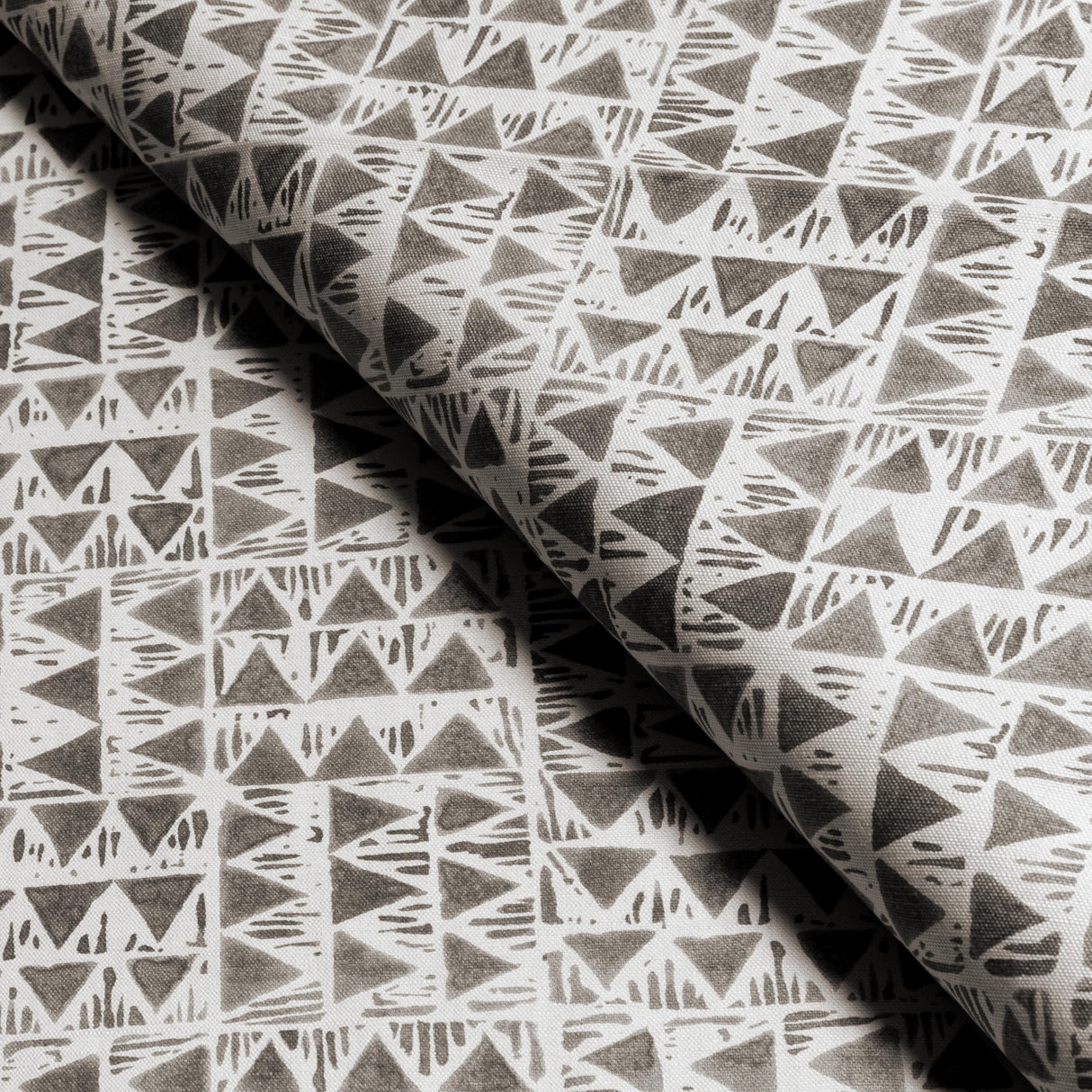 Lee Jofa YAMPA PRINT GREY Fabric