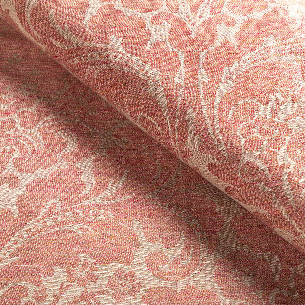 Lee Jofa ACANTHUS DAMASK BERRY Fabric