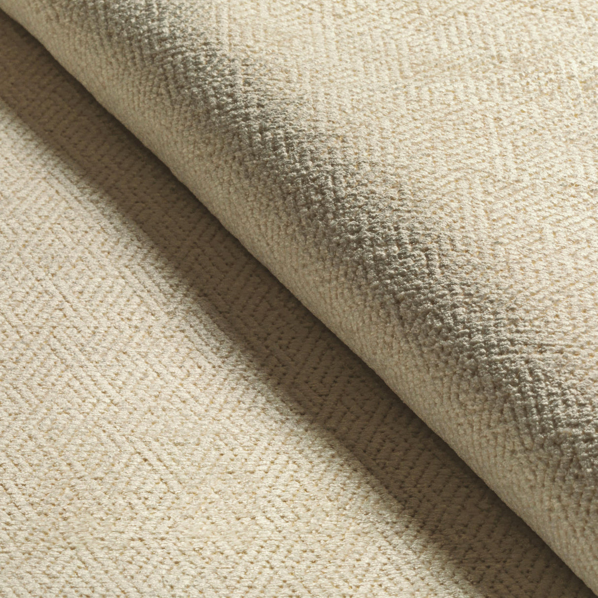 Lee Jofa ALONSO WEAVE SAND Upholstery Fabric