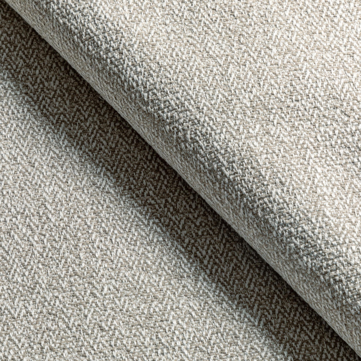Kravet SAUMUR NATURAL Upholstery Fabric