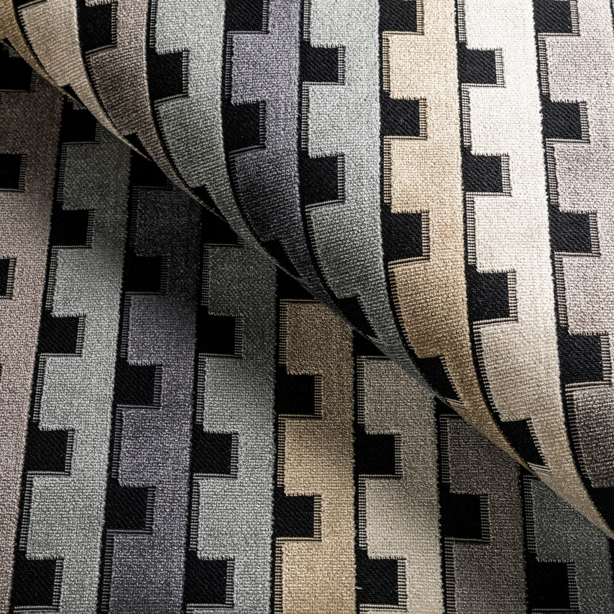 Kravet DESIGN 36450 811 Upholstery Fabric