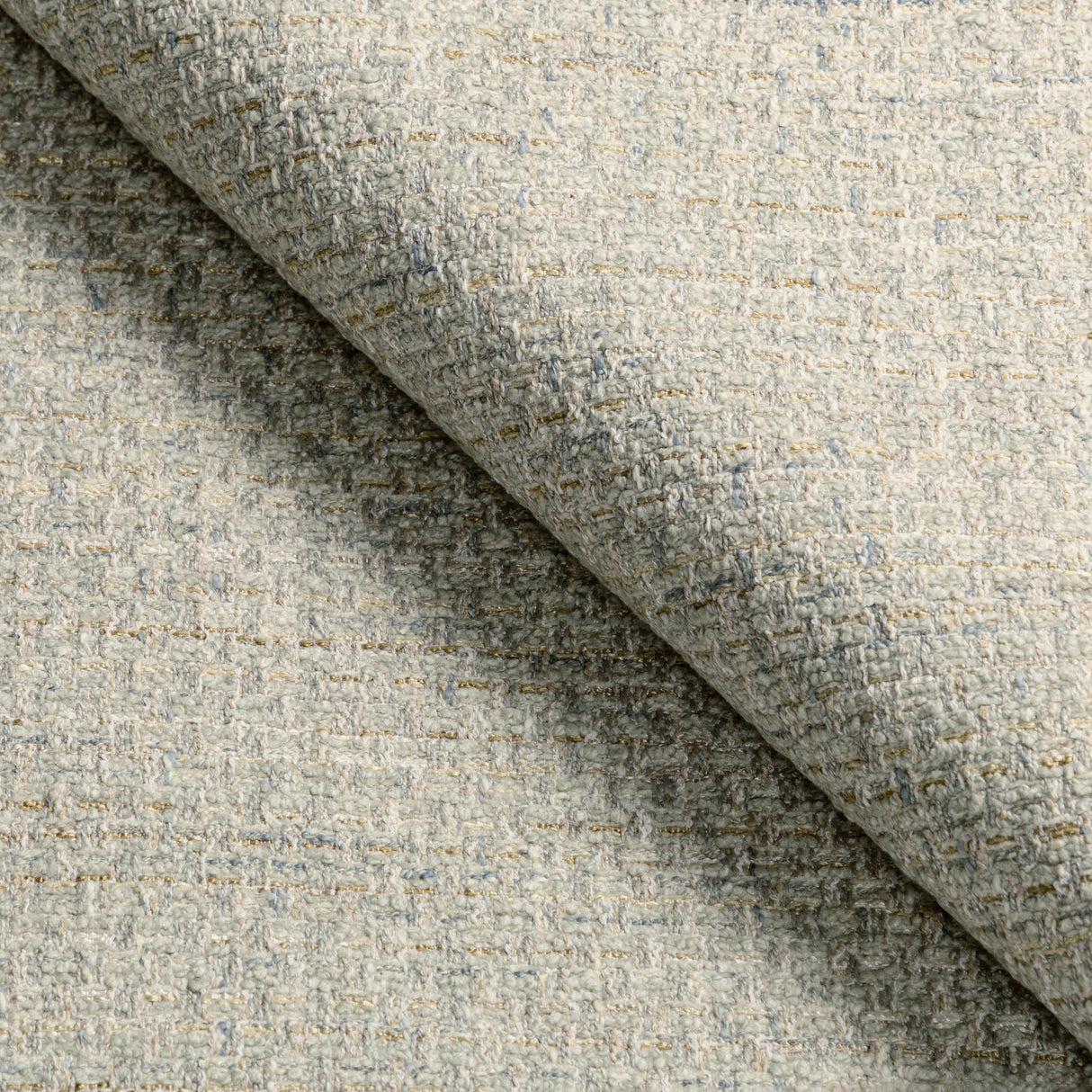 Kravet COUTURE 36610 1611 Upholstery Fabric