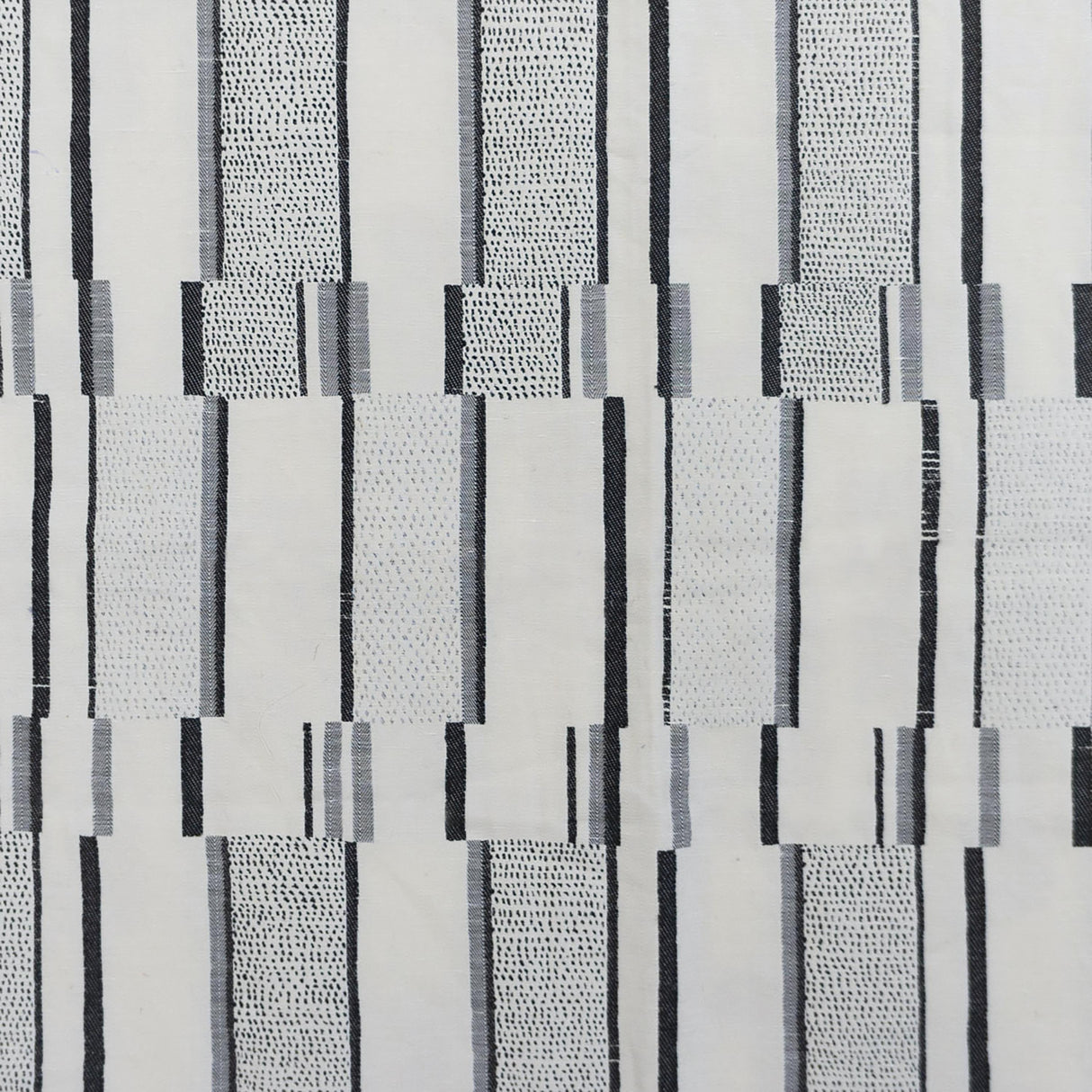 Gaston Y Daniela SEIJUN ORIGINAL Upholstery Fabric
