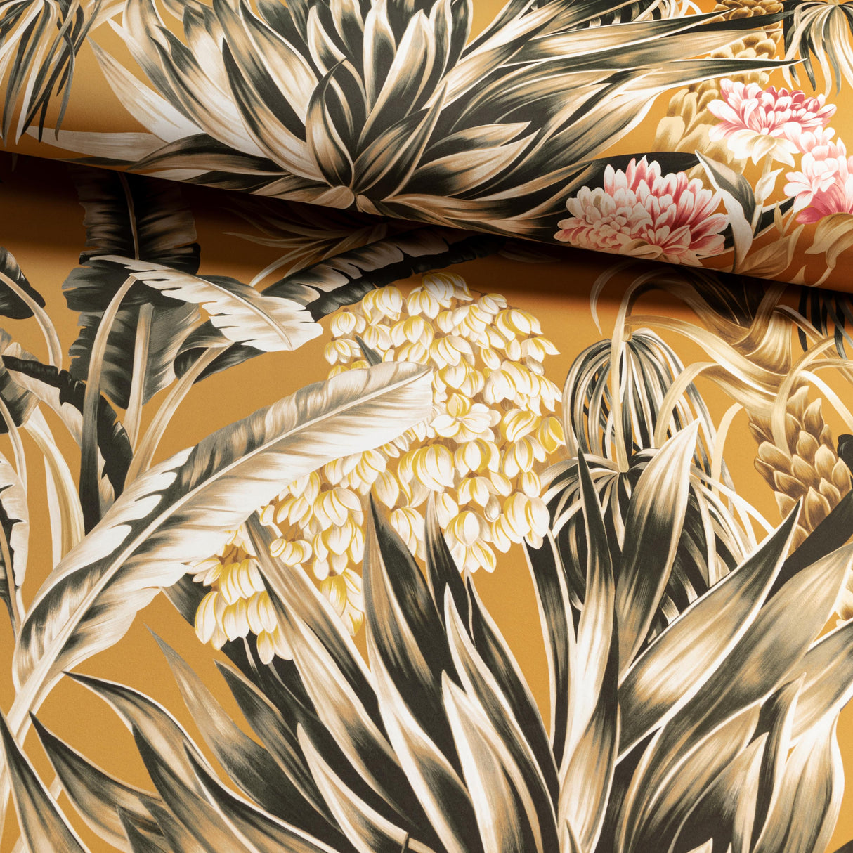 Lee Jofa CALUYA PAPER BRONZE Wallpaper