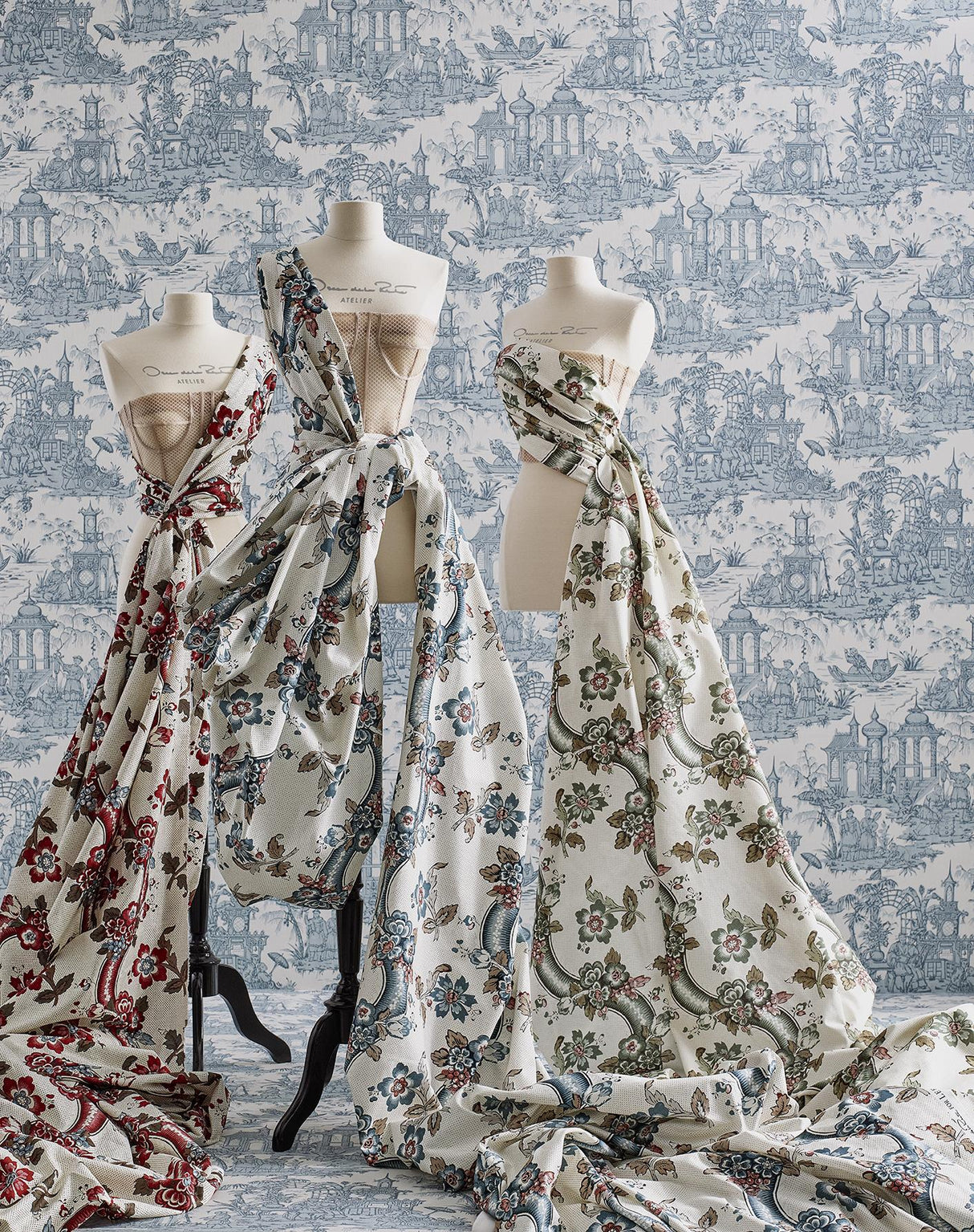 Lee Jofa PAGODA TOILE PAPER BLUE Wallpaper