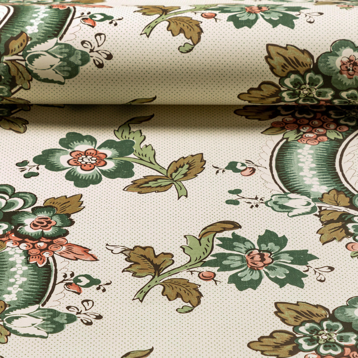 Lee Jofa BENDAY PAPER GREEN/ROSE Wallpaper