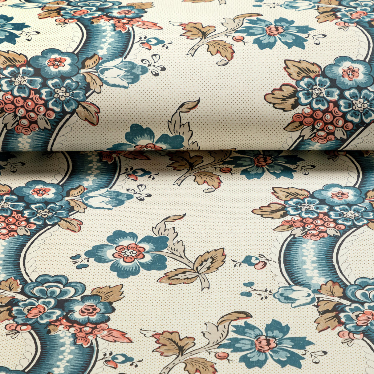 Lee Jofa BENDAY PAPER DENIM/BERRY Wallpaper