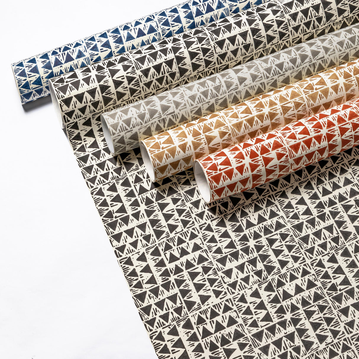 Lee Jofa YAMPA PAPER GREY Wallpaper