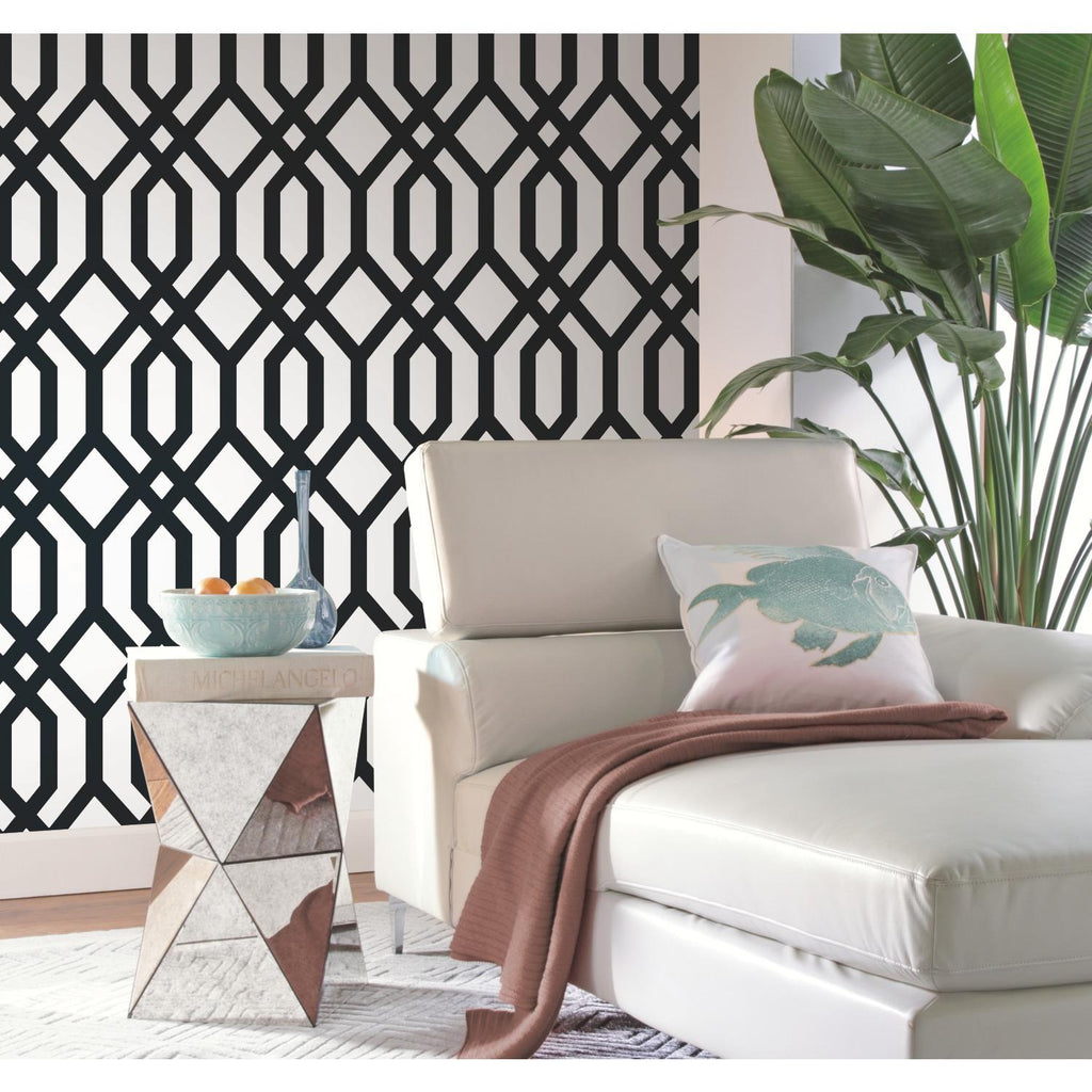 RoomMates Gazebo Lattice Peel & Stick black/white Wallpaper