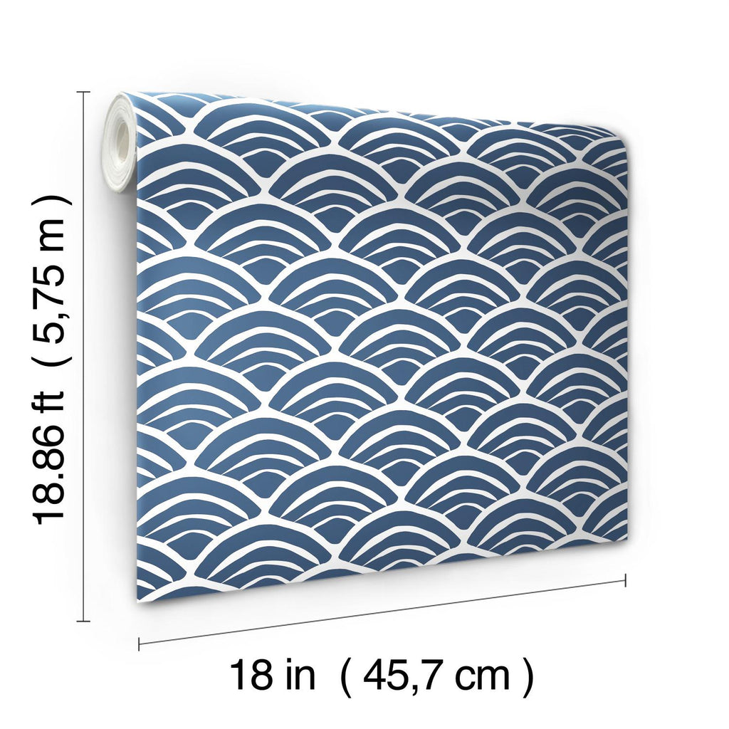 RoomMates Coastal Scallop Peel & Stick blue/white Wallpaper