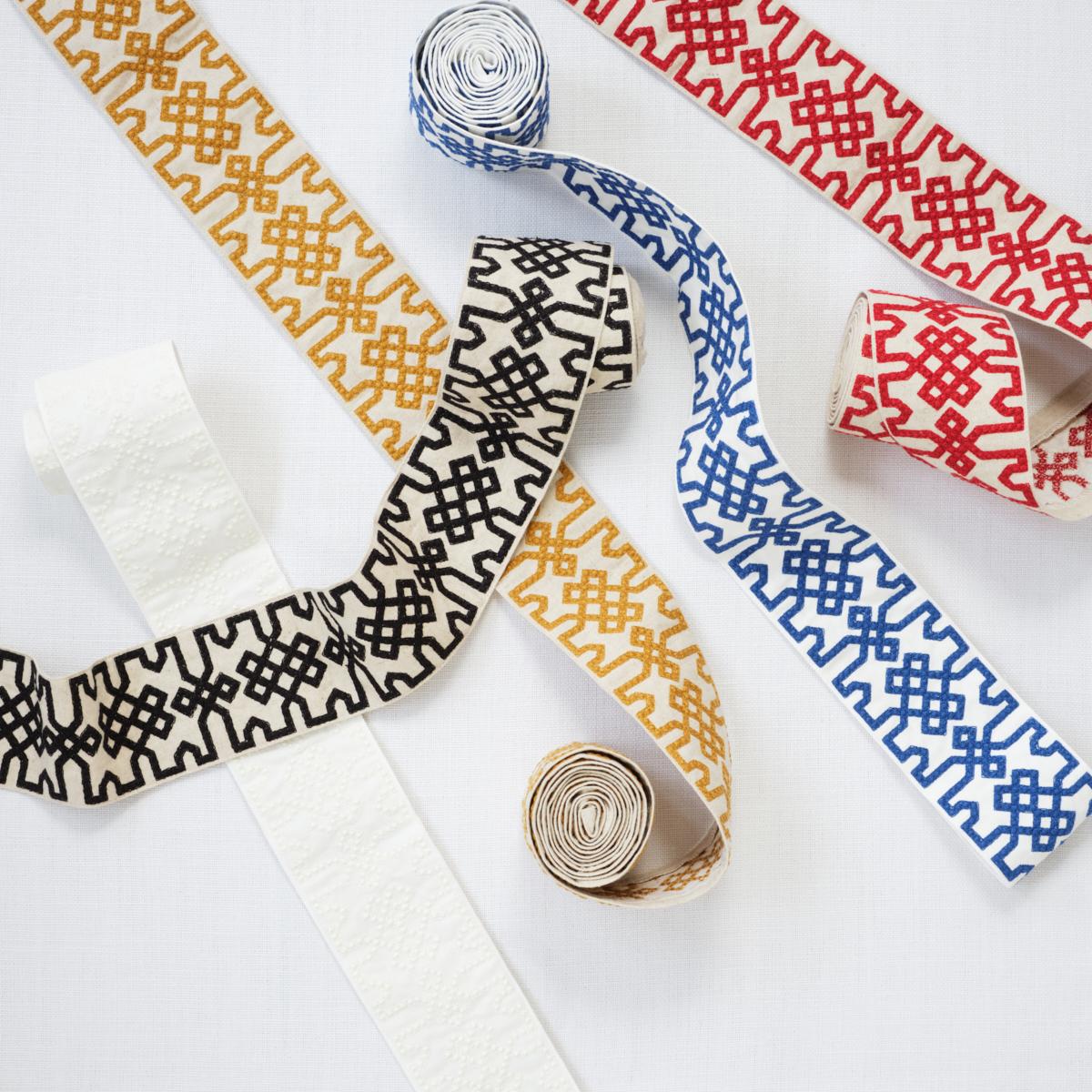 Schumacher Black On Unbleached Knotted Trellis Tape