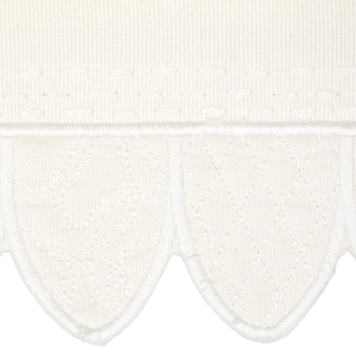 Schumacher Heraldic Ivory Trim