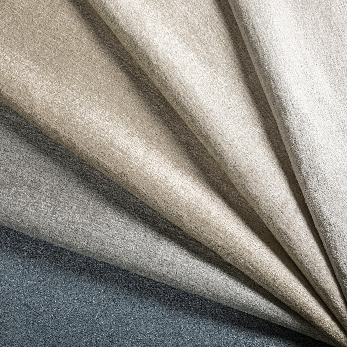 Kravet BASIC INSTINCT CHAMBRAY Upholstery Fabric