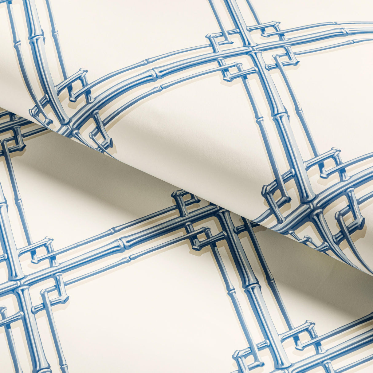 Brunschwig & Fils TREILLAGE DE BAMBOU BLUE Wallpaper