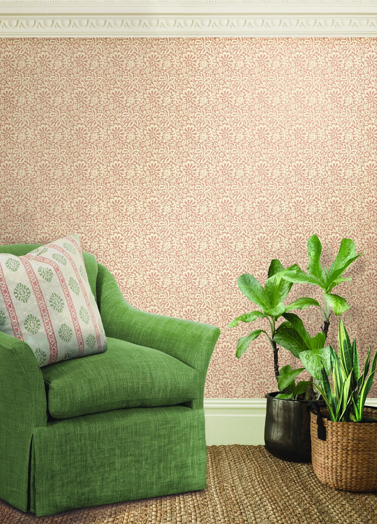 G P & J Baker FLORA BLUSH Wallpaper