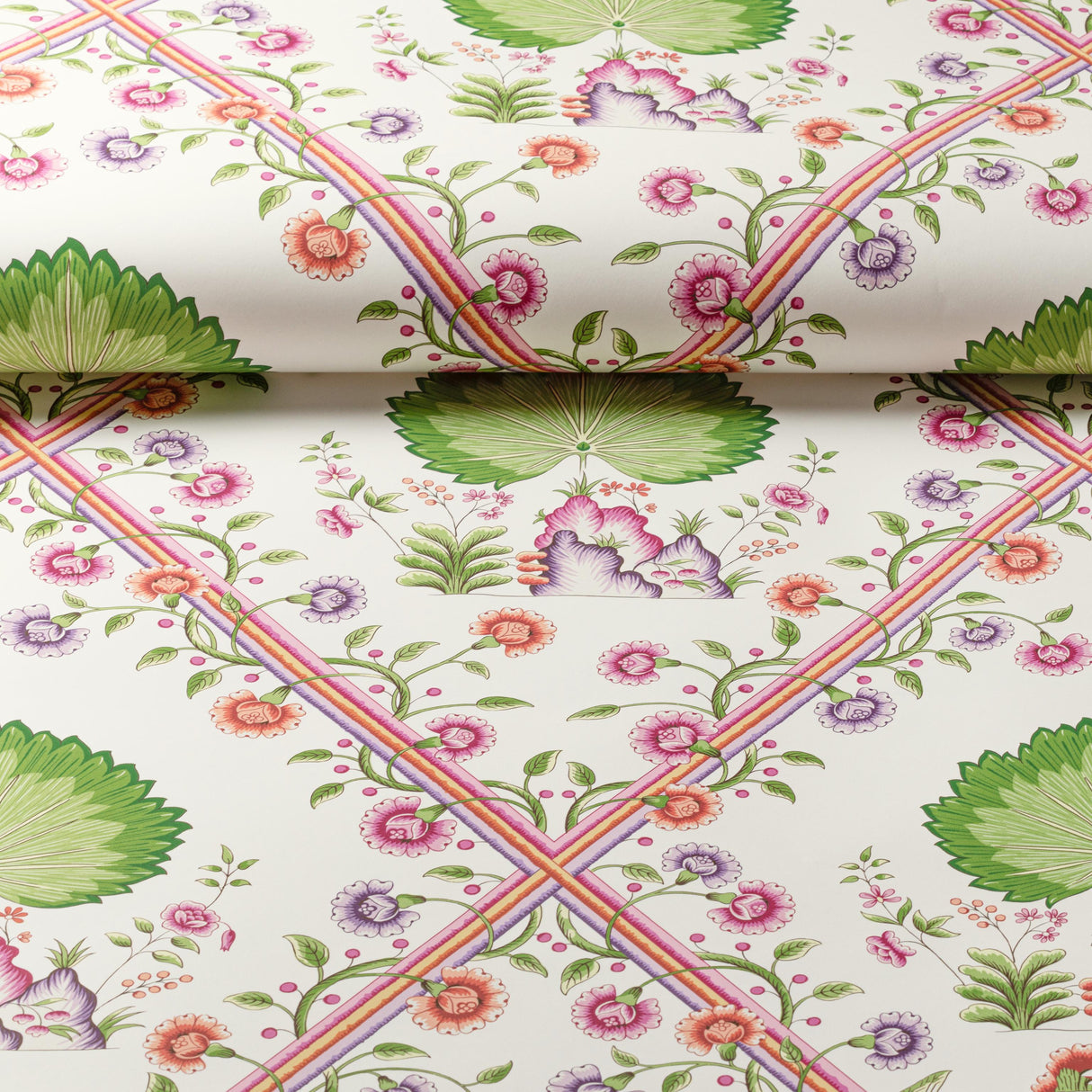 Brunschwig & Fils LOIRE SPRING Wallpaper