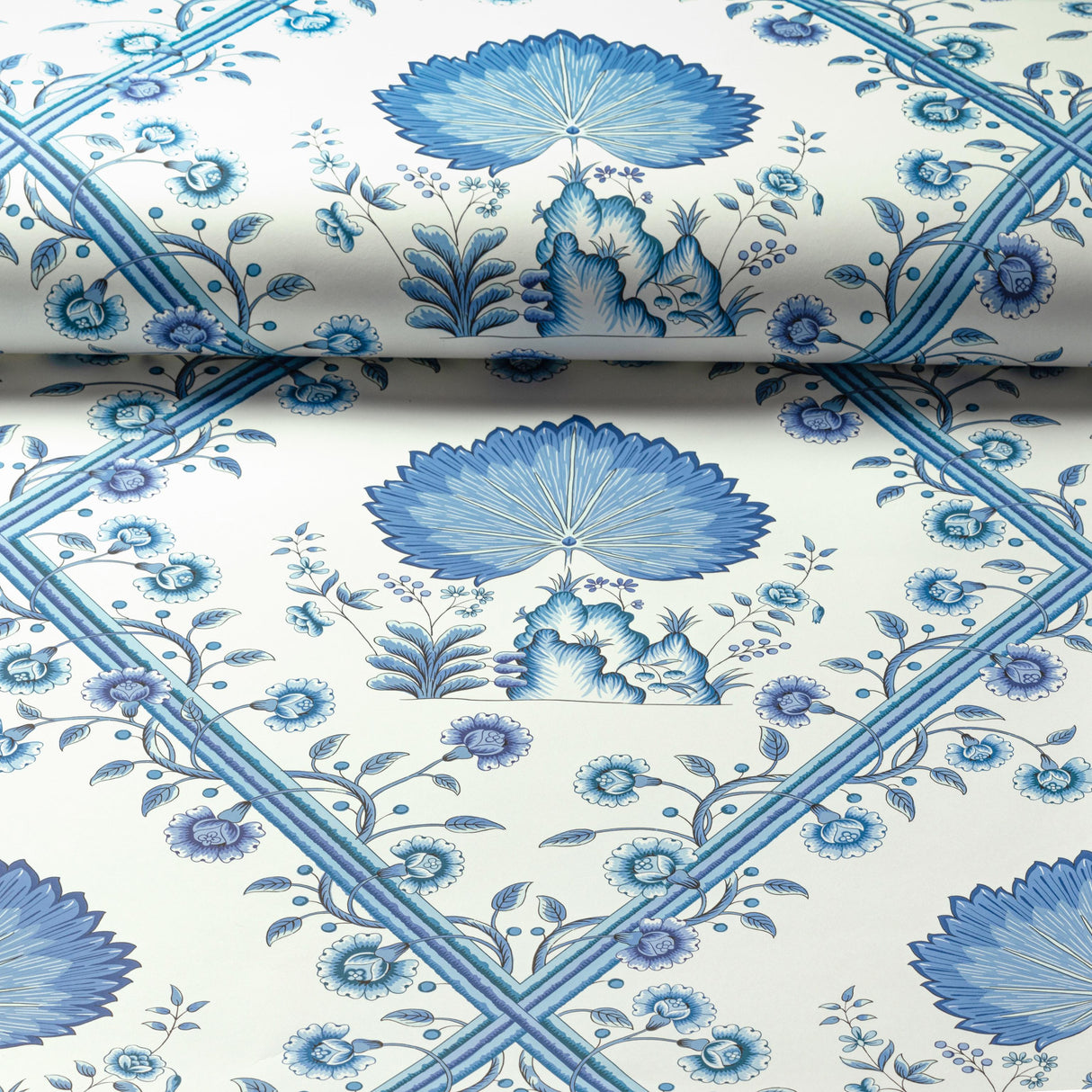 Brunschwig & Fils LOIRE BLUE Wallpaper
