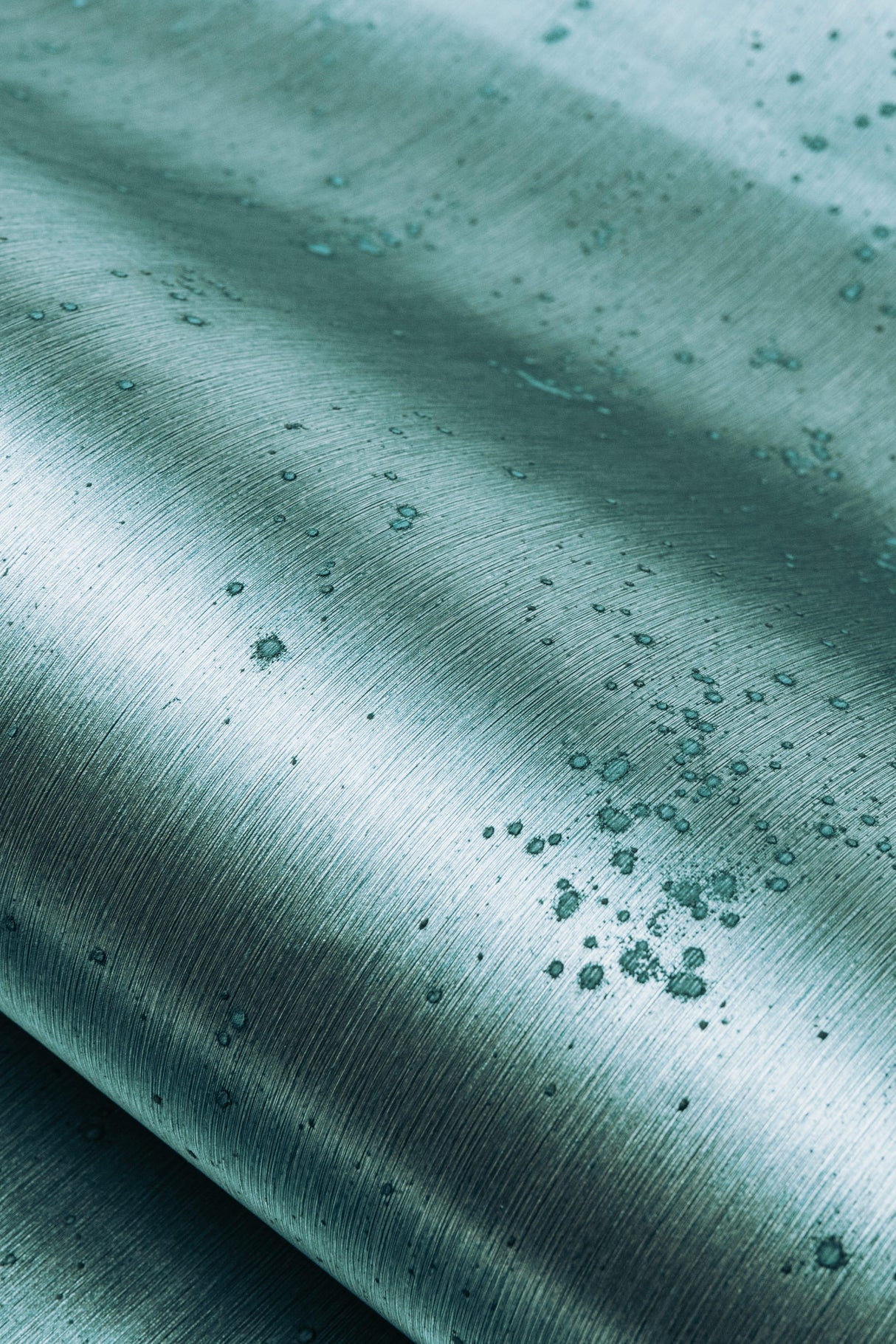 Winfield Thybony AURORA SAPPHIRE Wallpaper