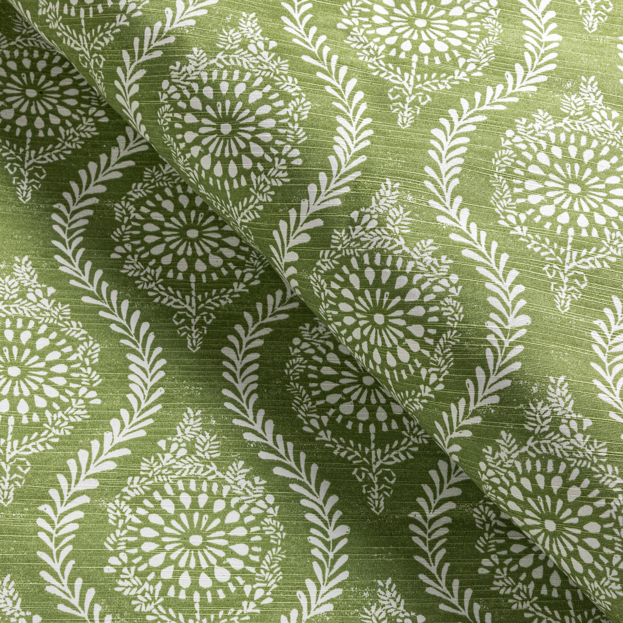 Brunschwig & Fils MARINDOL PRINT LEAF Fabric