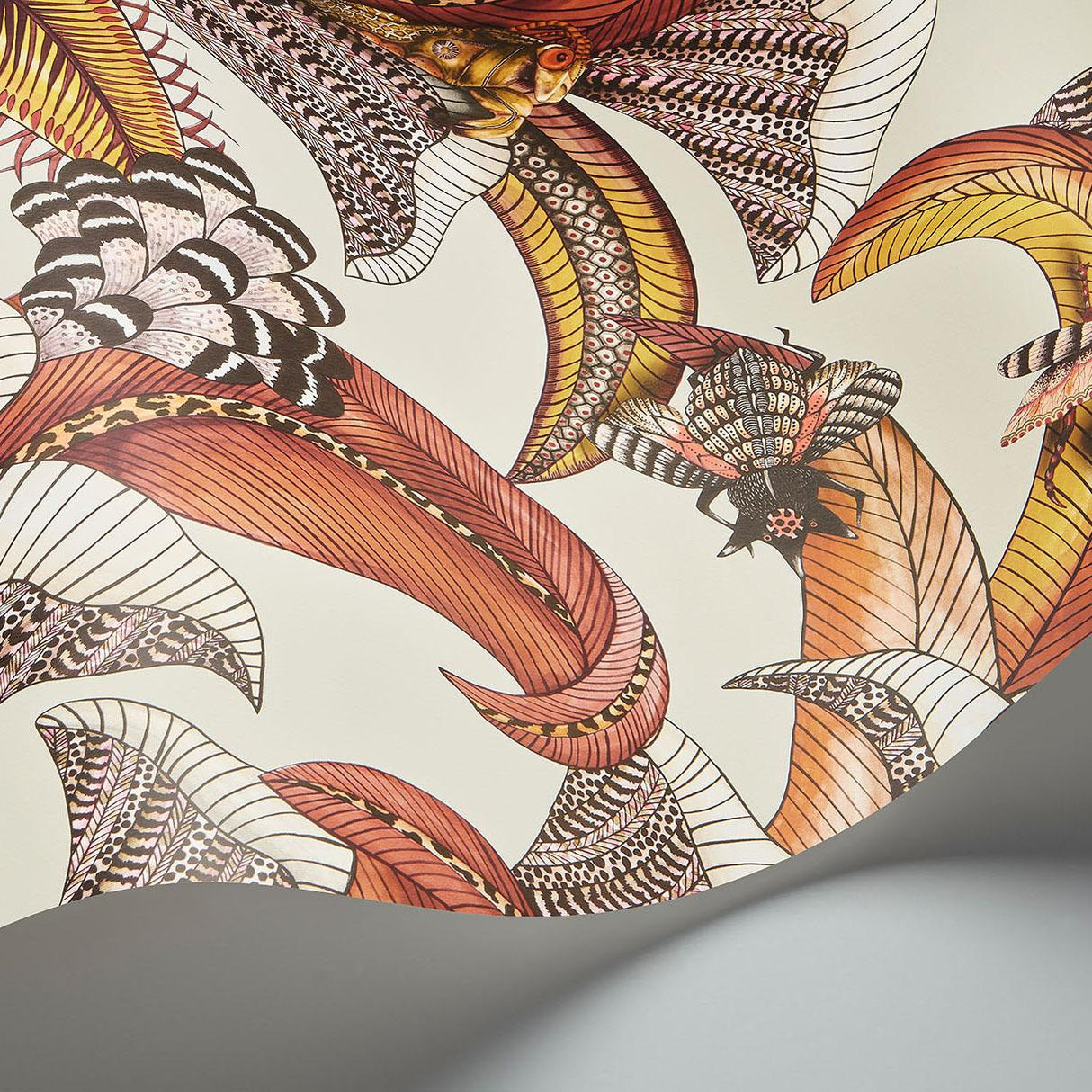 Cole & Son HOOPOE LEAVES CRIMSON Wallpaper