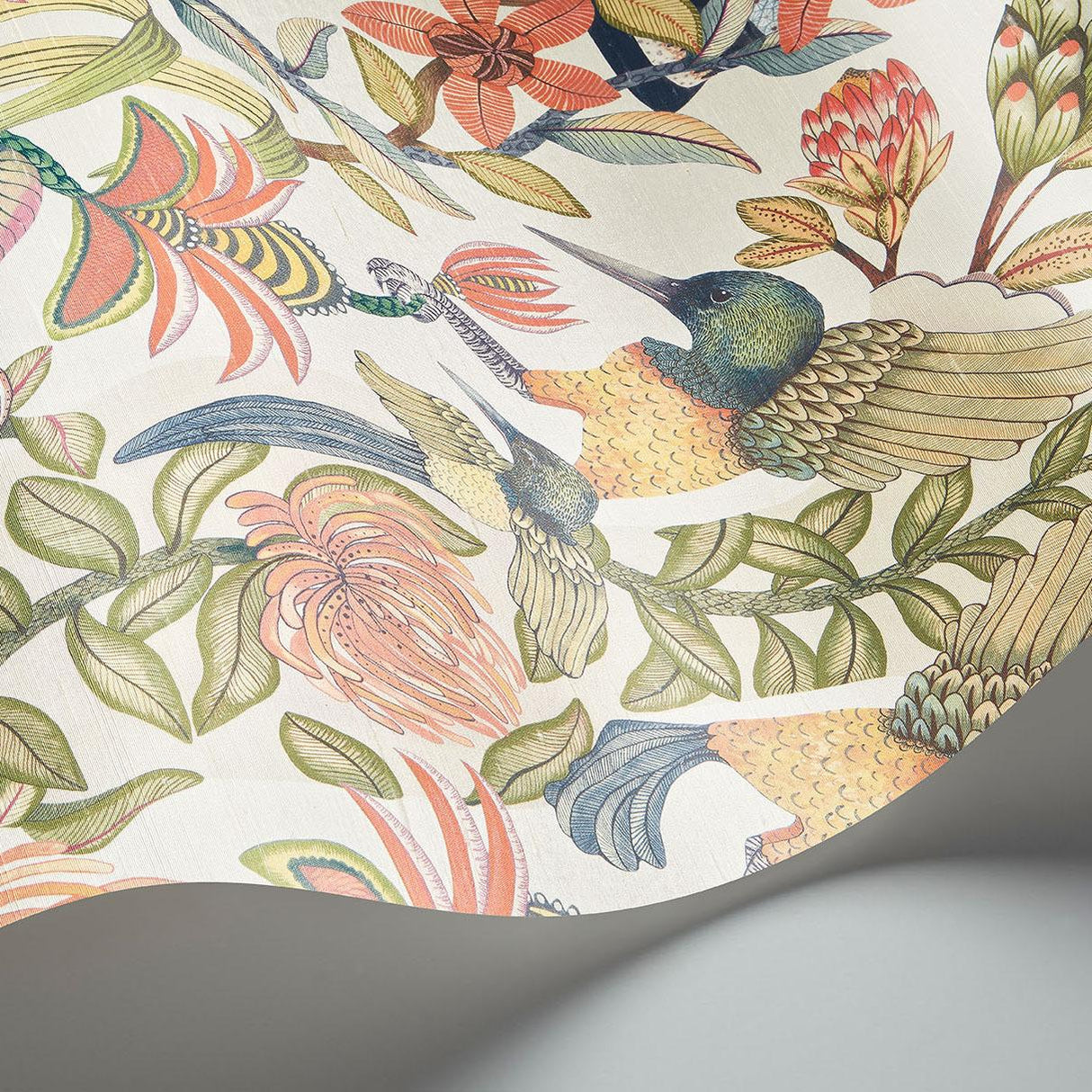 Cole & Son PROTEA GARDEN SILK OLVGRN&TNGRN/WHT Wallpaper