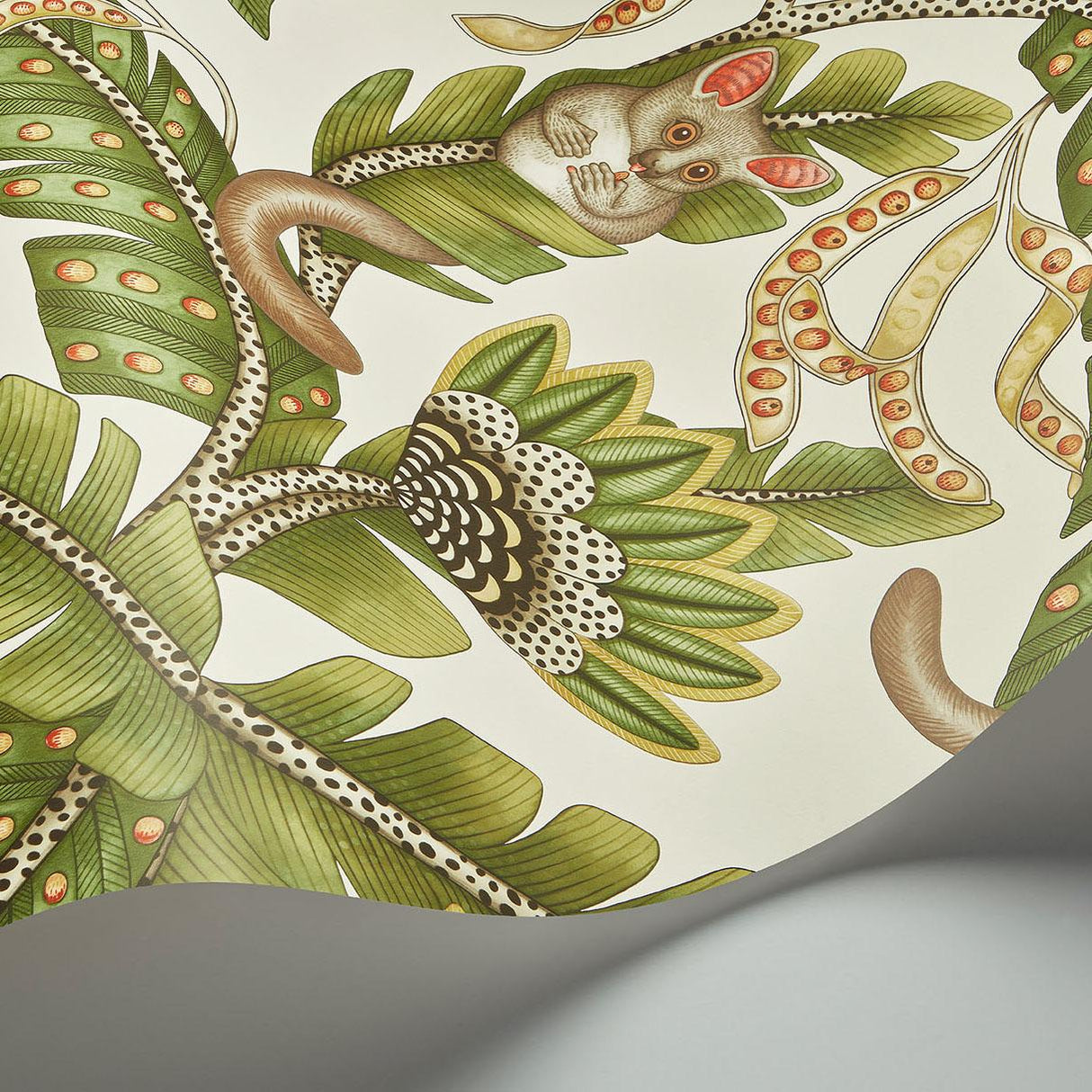 Cole & Son BUSH BABY SPRGRN&MRGLD/STN Wallpaper