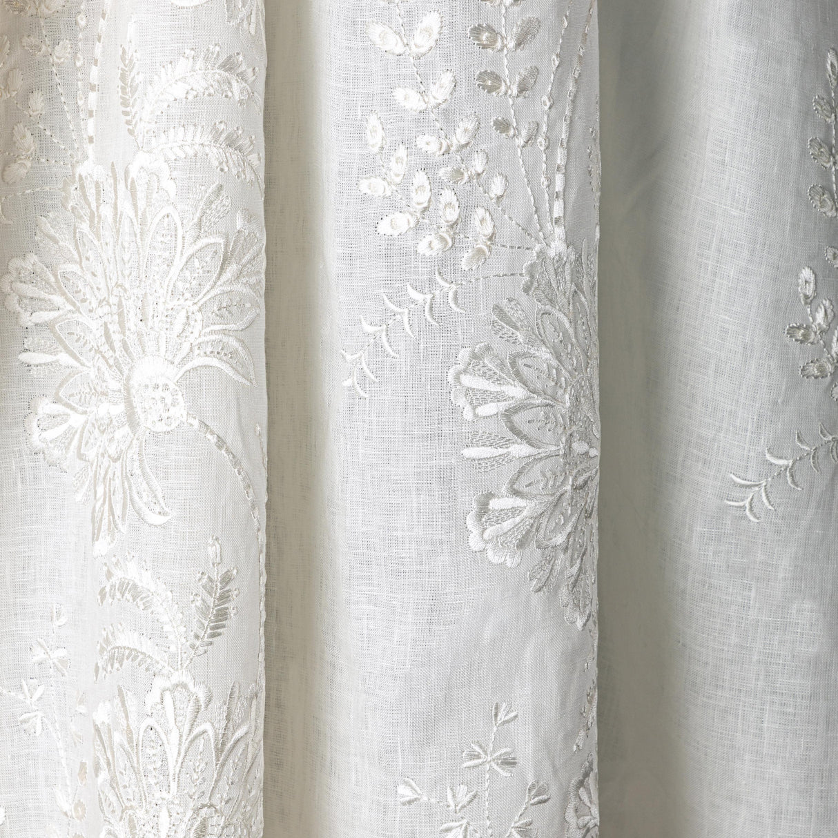 Lee Jofa VALENCIA SHEER IVORY Drapery Fabric