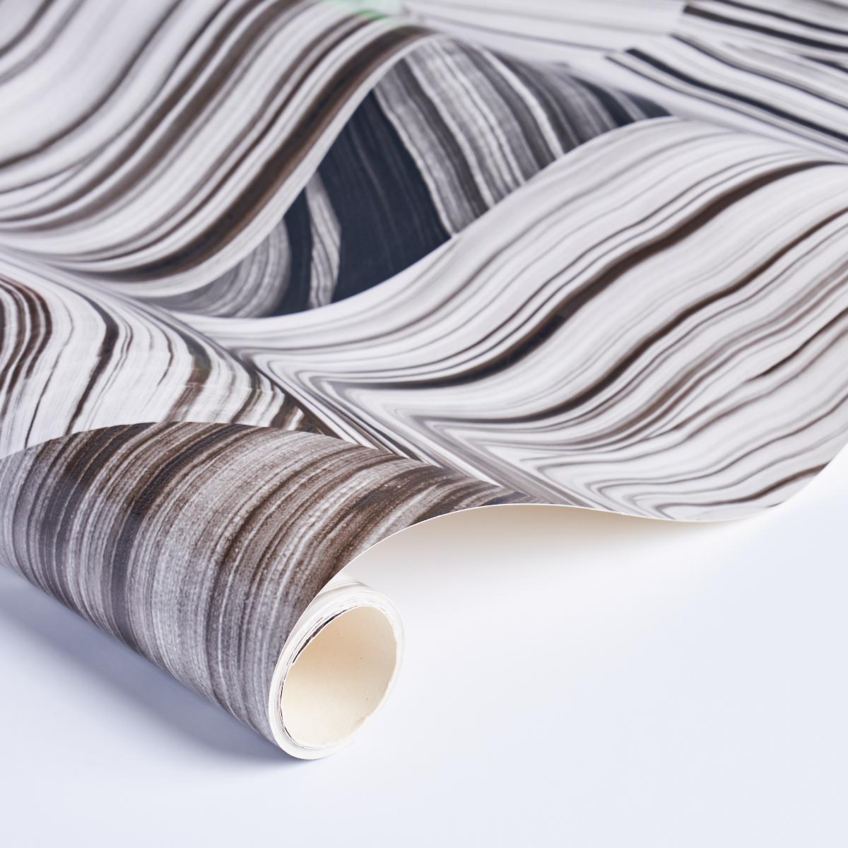 Schumacher Agate Slice Black And White Wallpaper