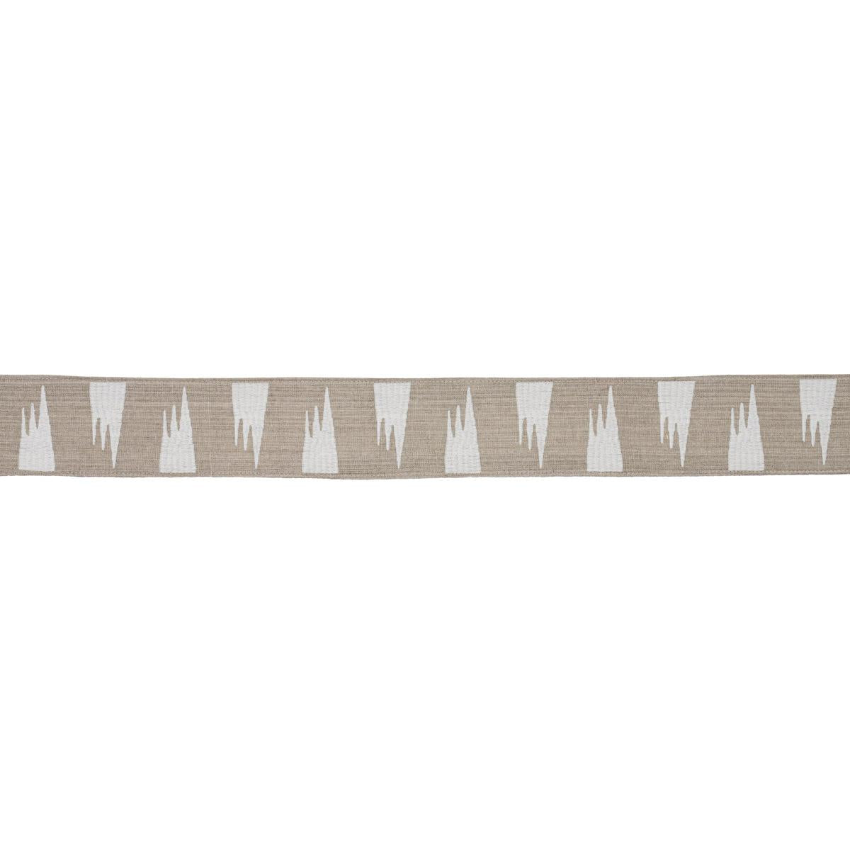 Schumacher Taupe Tutsi Trim
