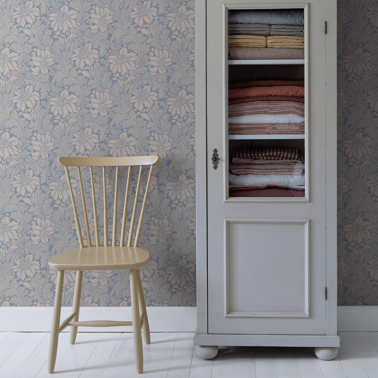 Borastapeter Acanthus Garden Blue Wallpaper