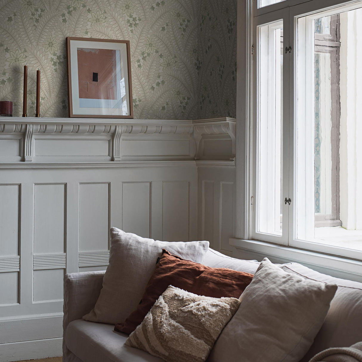 Borastapeter Hidden Ivy Parchment Wallpaper