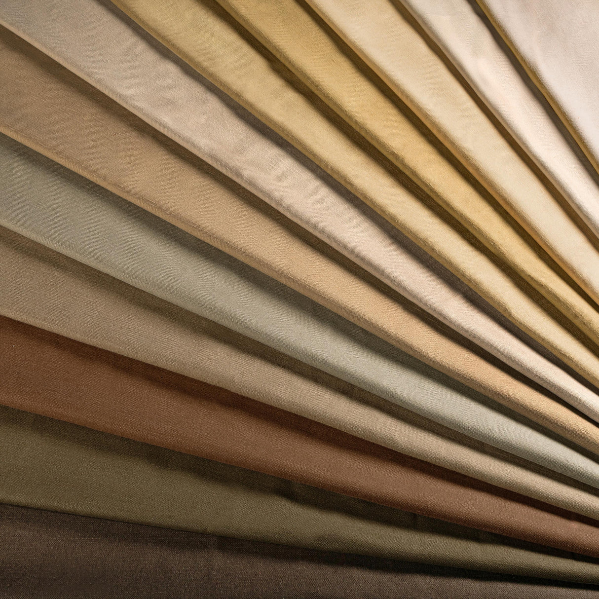 Kravet CARSON MOCHA Upholstery Fabric