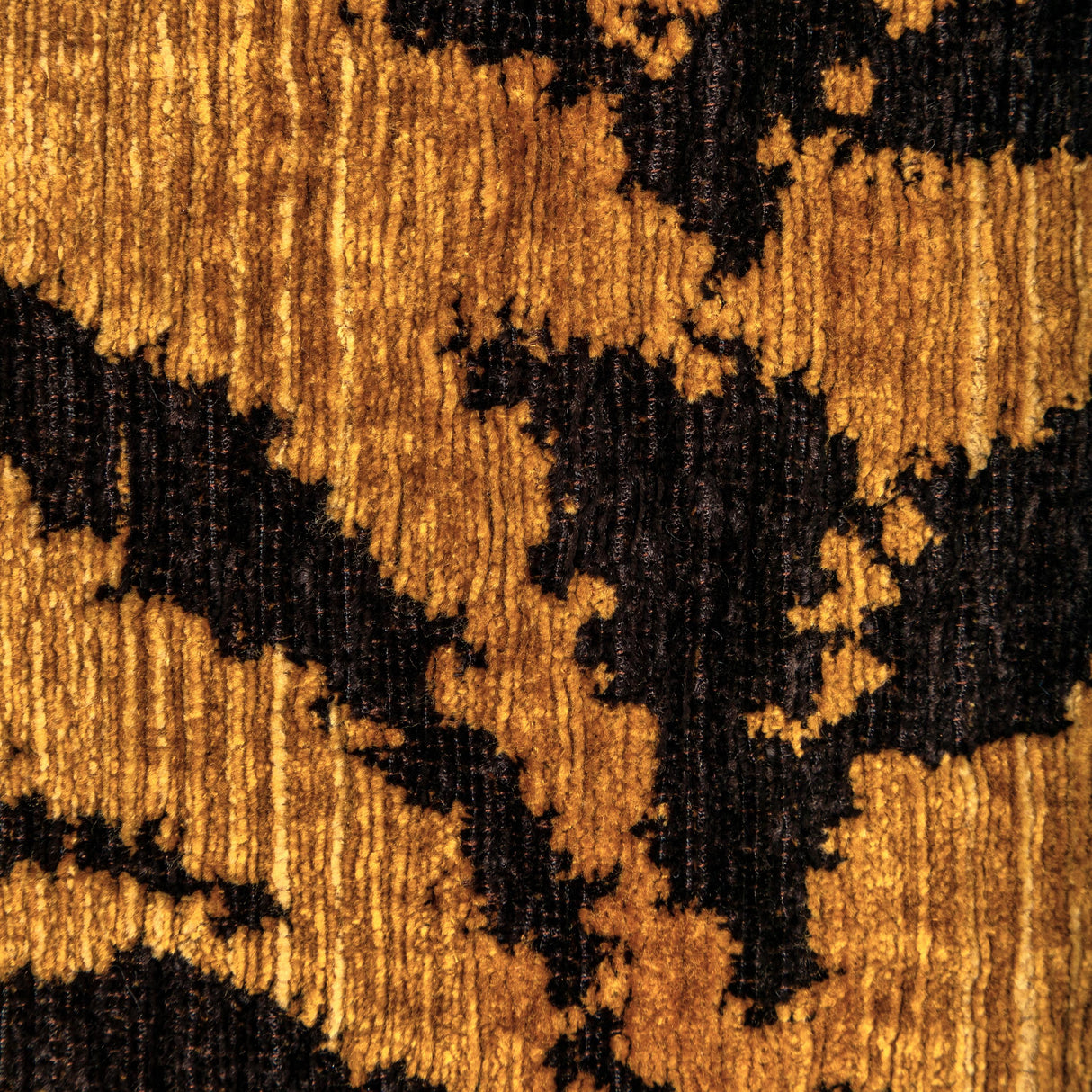 Kravet PROVOCATIVE GOLD Upholstery Fabric