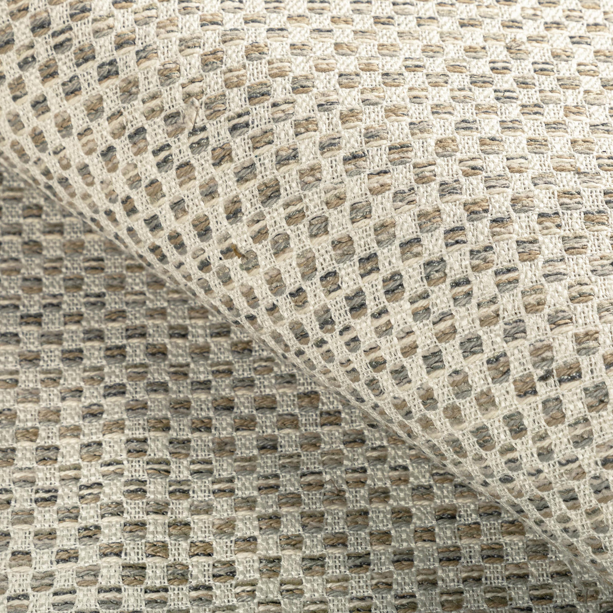 Kravet DESIGN 36410 1101 Upholstery Fabric