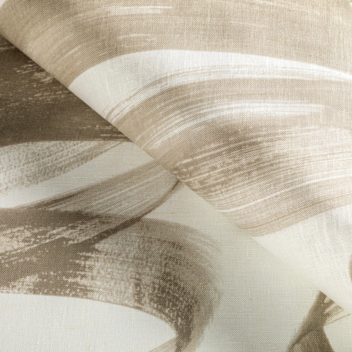 Lee Jofa LARYO PRINT SAND Fabric