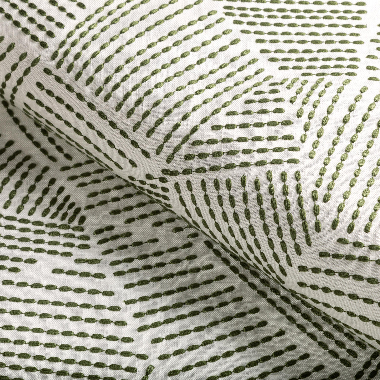 Lee Jofa CHORD EMBROIDERY LEAF Drapery Fabric
