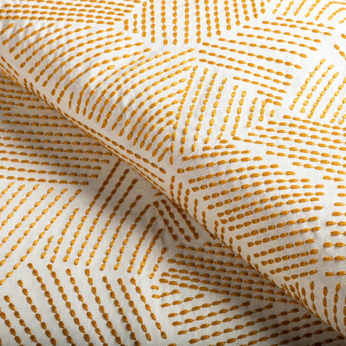Lee Jofa CHORD EMBROIDERY GOLD Drapery Fabric