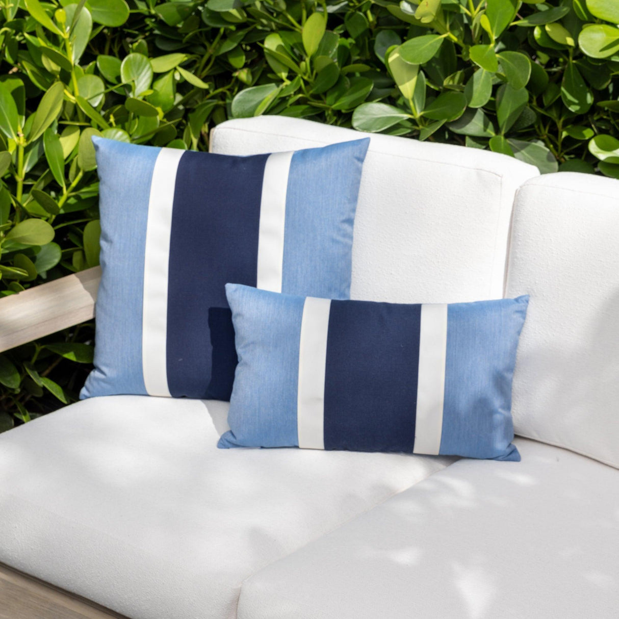 Elaine Smith Nevis Ocean Blue 20"x20" Decorative Pillow