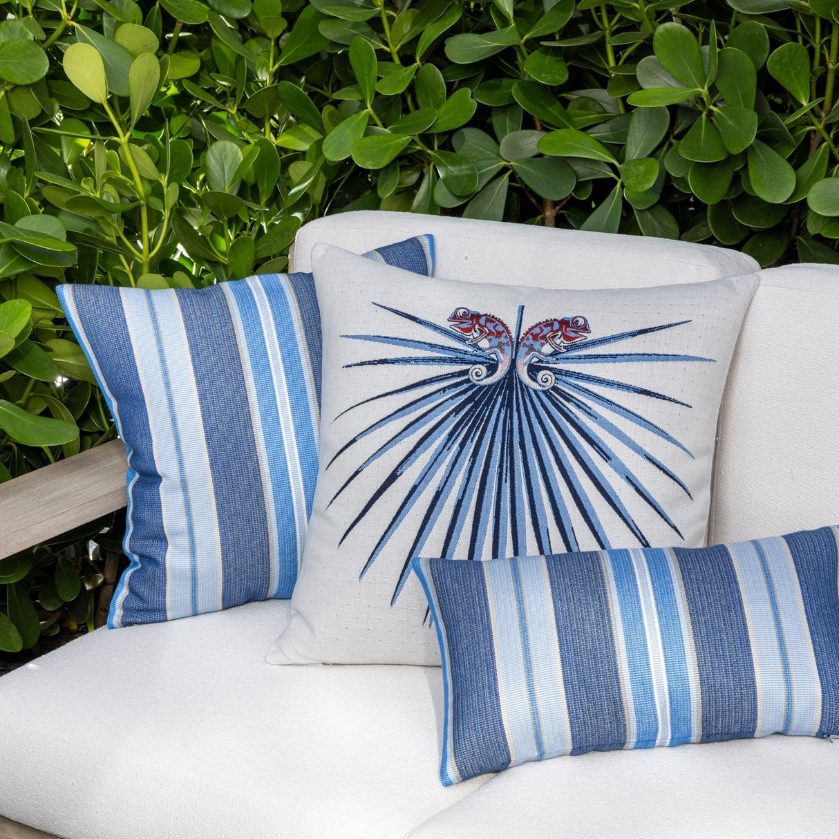 Elaine Smith Chameleon Capri Blue 22"x22" Decorative Pillow