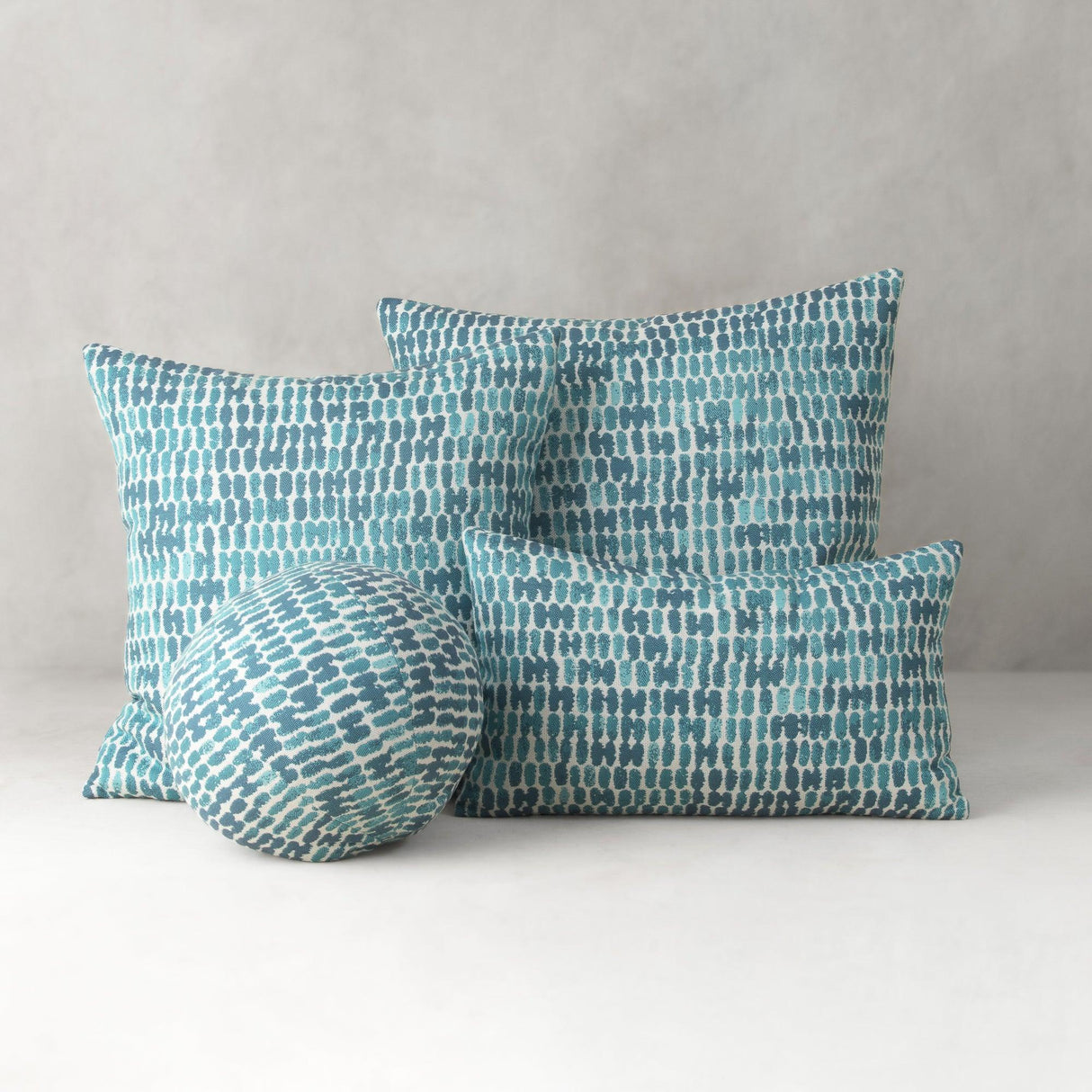 Elaine Smith Thumbprint Aruba Teal 20"x20" Decorative Pillow