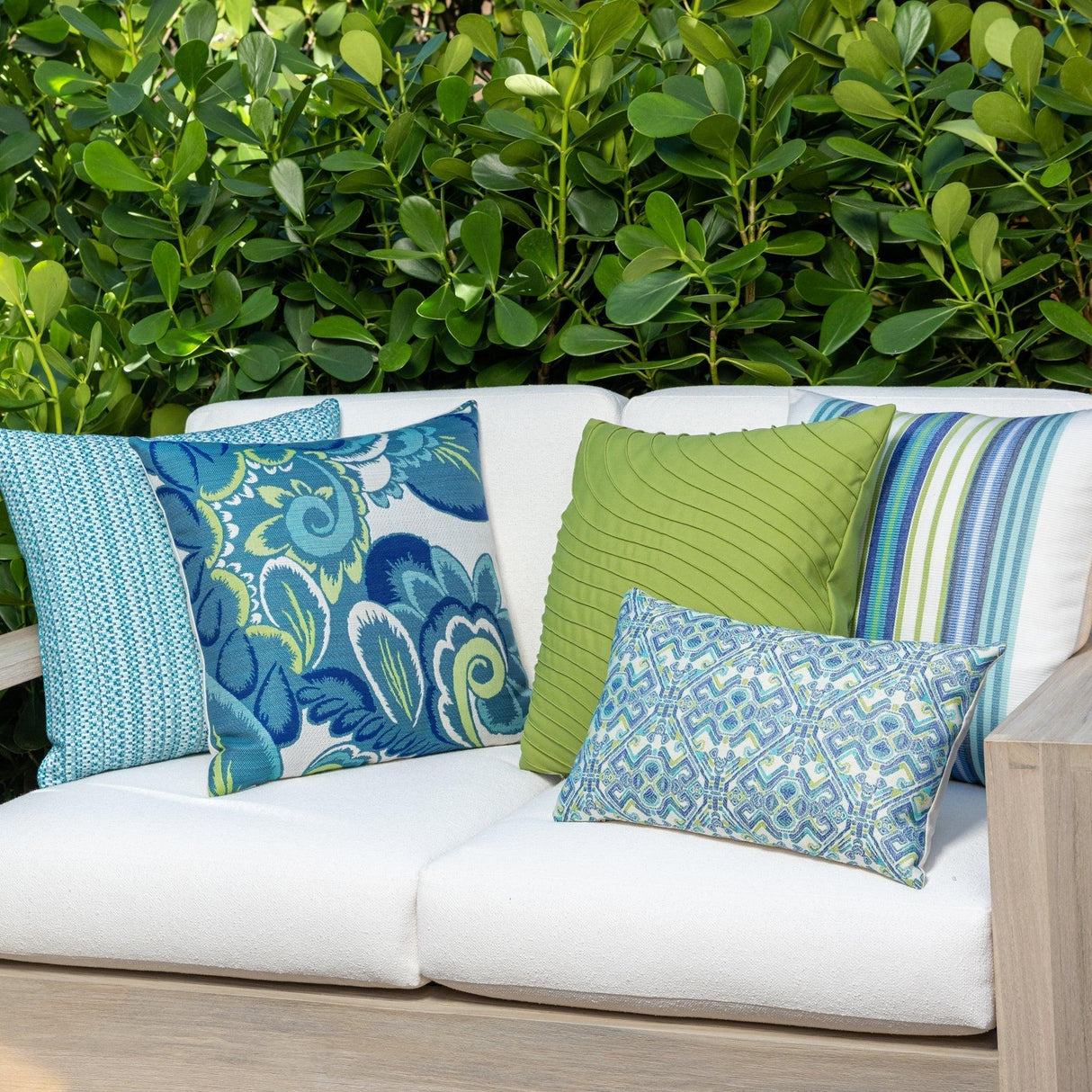 Elaine Smith Delphi Multi 12"x20" Decorative Pillow