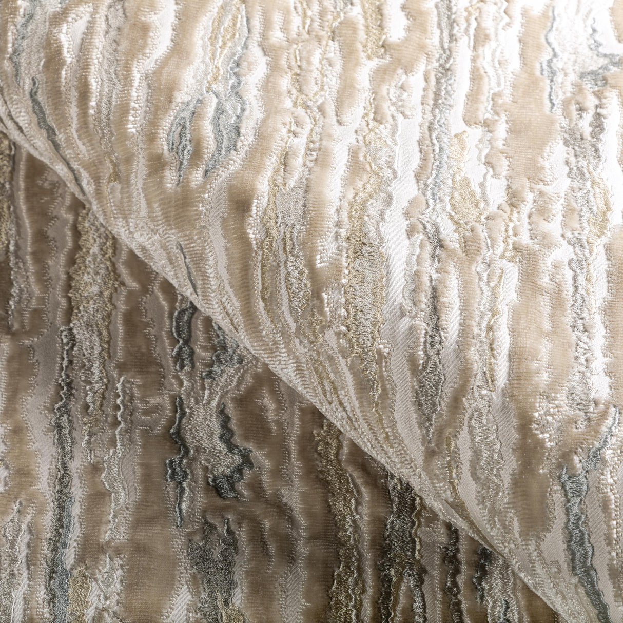 Kravet VELVET WAVES CREAM Upholstery Fabric