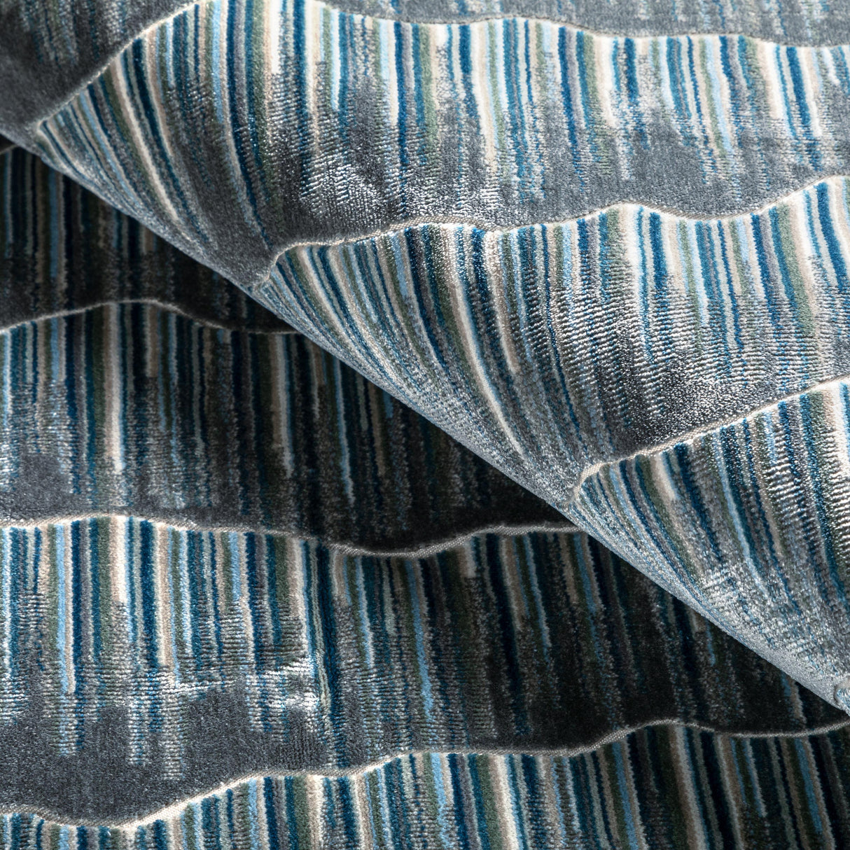 Kravet MOUNTAINSCAPE CHAMBRAY Upholstery Fabric
